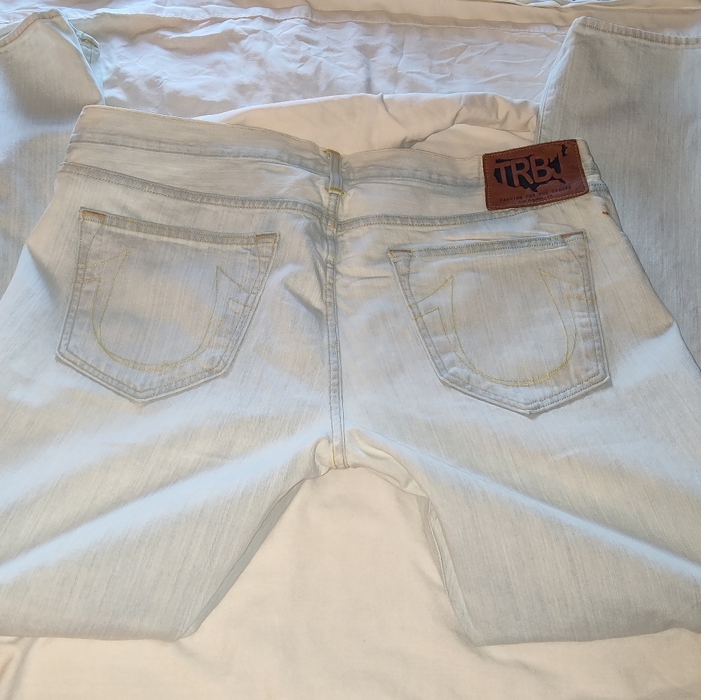 True religion - Picture 4 of 4